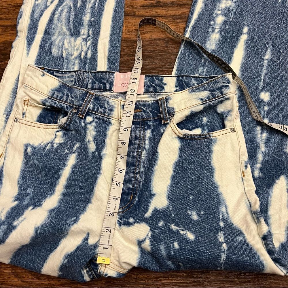 Revice ex boyfriend in bright lights bleach tie dye jeans - Picture 9 of 13